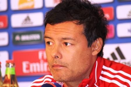 Rodolfo Cardoso bei erster Pressekonferenz als HSV-Interimstrainer