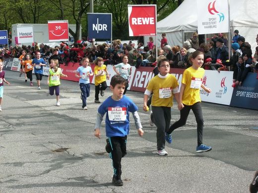 Zieleinlauf 1926 Berkan und F3427 Alessia