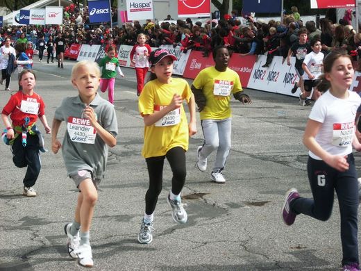 Das Zehntel Haspa-Hamburg-Marathon Jugendlauf