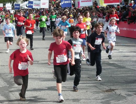 Das Zehntel Haspa-Hamburg-Marathon Jugendlauf