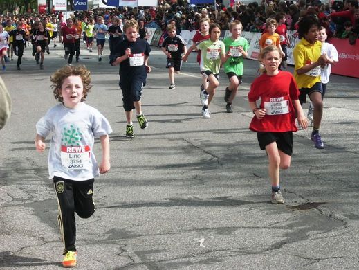 Das Zehntel Haspa-Hamburg-Marathon Jugendlauf