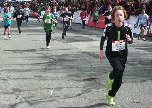 Das Zehntel Haspa-Hamburg-Marathon Jugendlauf