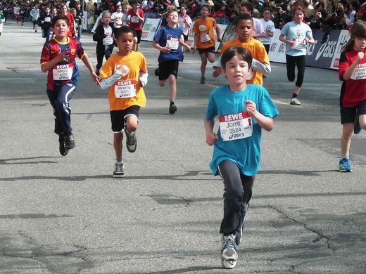 Das Zehntel Haspa-Hamburg-Marathon Jugendlauf