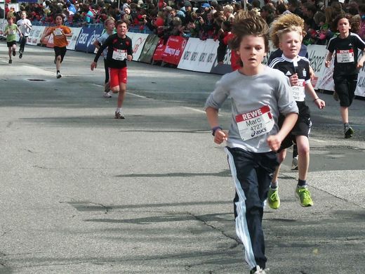 Das Zehntel Haspa-Hamburg-Marathon Jugendlauf