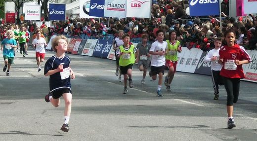 Das Zehntel Haspa-Hamburg-Marathon Jugendlauf