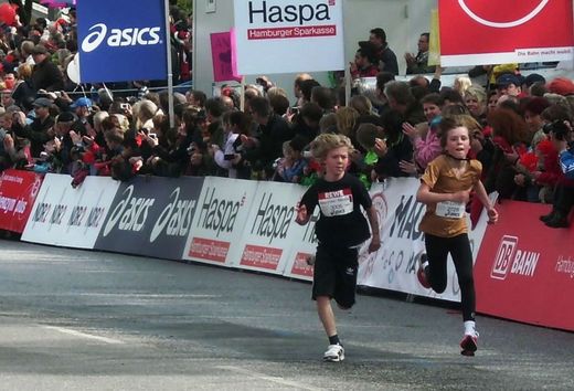 Das Zehntel Haspa-Hamburg-Marathon Jugendlauf