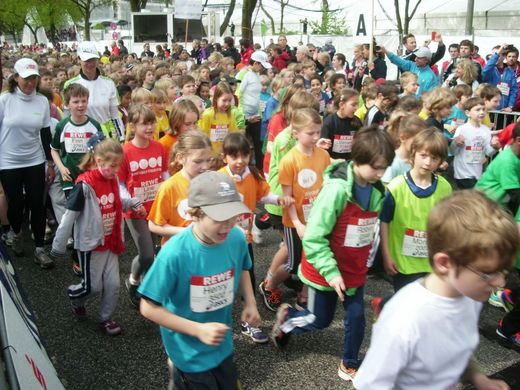 Das  Zehntel Haspa-Hamburg-Marathon Jugendlauf