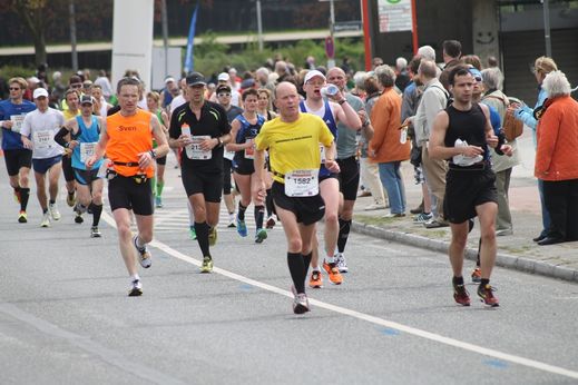 Marathon Hamburg 2012: Lufer mit der Startnummer 1582