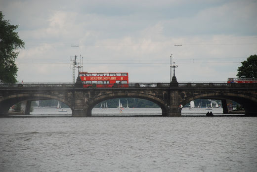 Doppeldeckerbus auf Lombardsbrcke