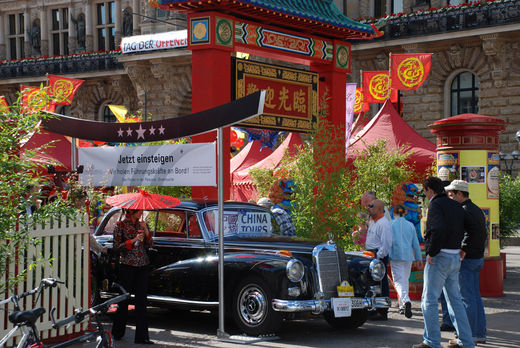 Chinatown mit Mercedes