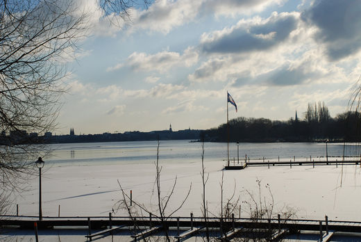 Bootsstege von Bobby Reich im Winter