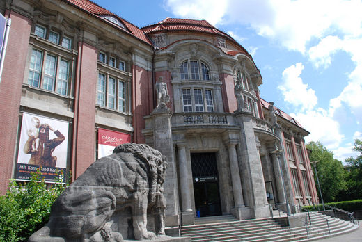 Eingang Vlkerkundemuseum