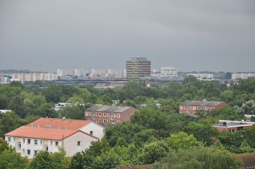 Panorama bei grauem Himmel über Wilhelmsburg