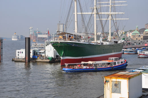 Hafenrundfahrt bei der Rickmer Rickmers