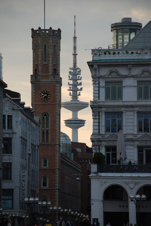 Fernsehturm Hamburg und Alsterarkaden