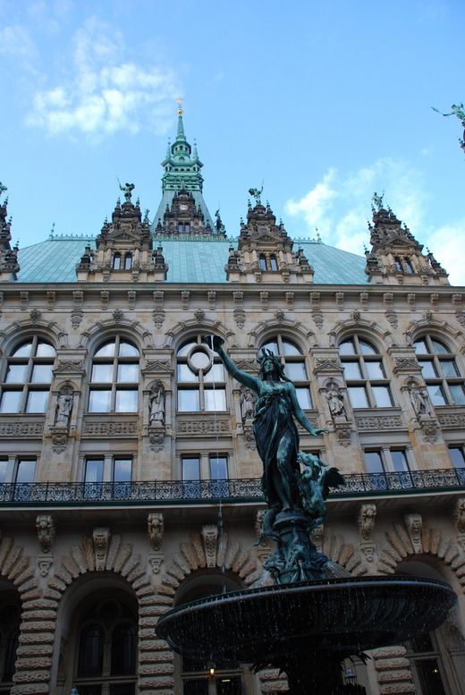 Rueckansicht Hamburger Rathaus