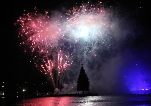 Feuerwerk ber der Binnenalster