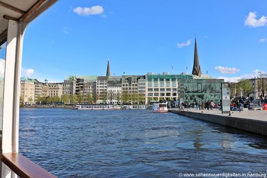 Unterwegs mit dem Alsterboot