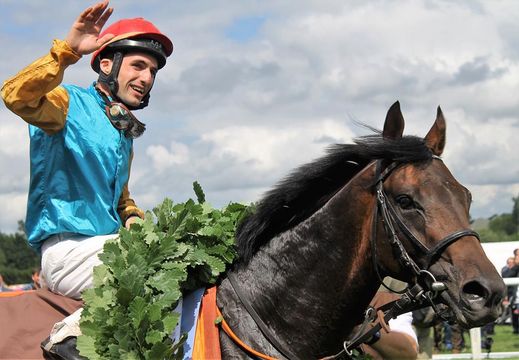 Windsto mit Jockey Maxim Pecheur