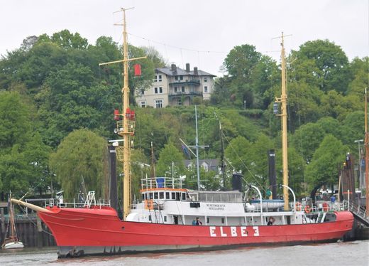 830. Hafengeburtstag Einlaufparade