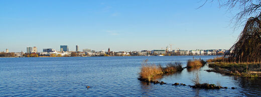 Skyline Auenalster Hamburg