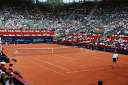 Boris Becker kommt an den Rothenbaum