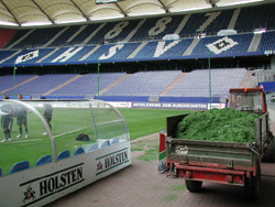 Neuer Rasen für die Heimspiele des HSV in der HSH Nordbank Arena